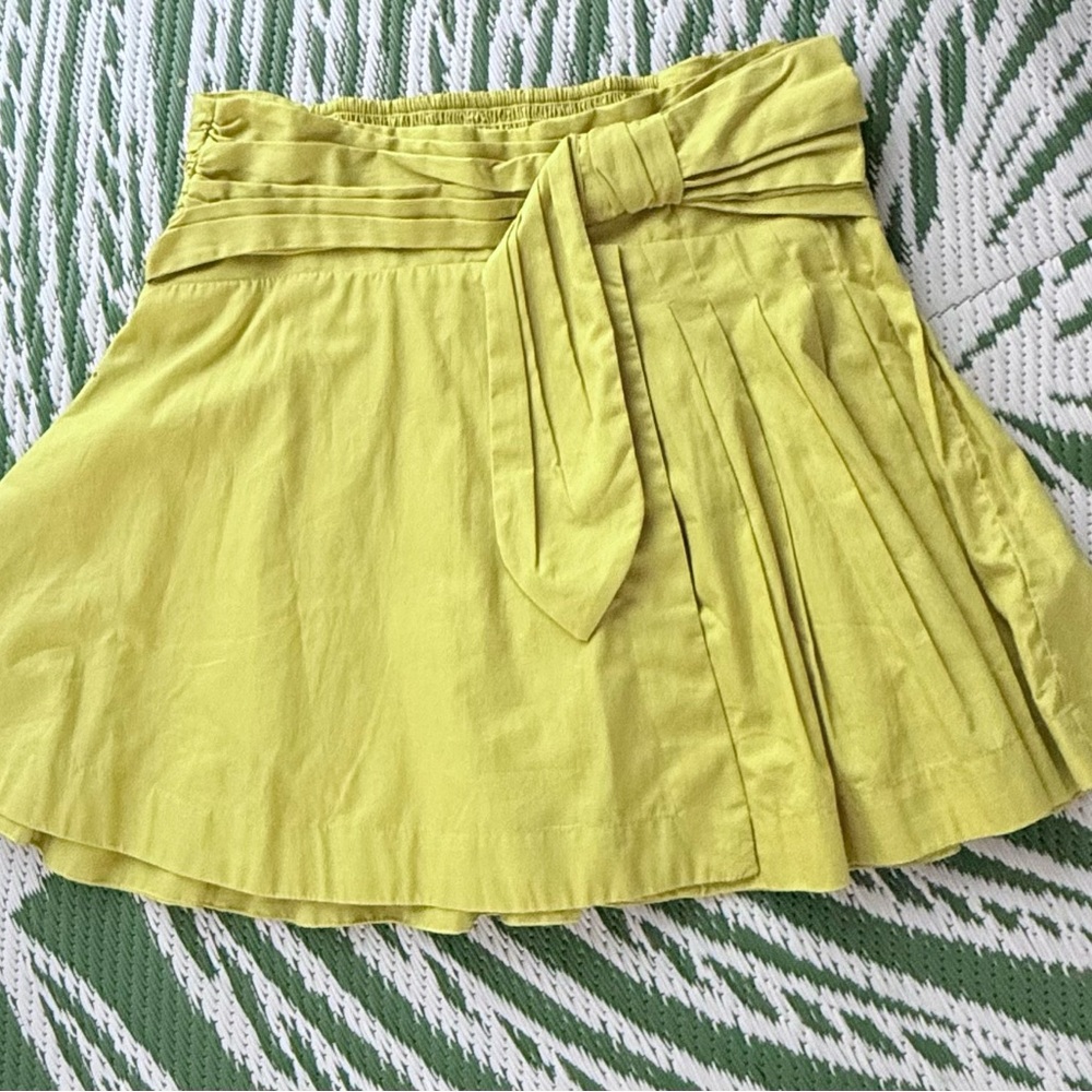 Maeve from Anthropology Yellow-Lime Pleated Mini Skirt with Bow
